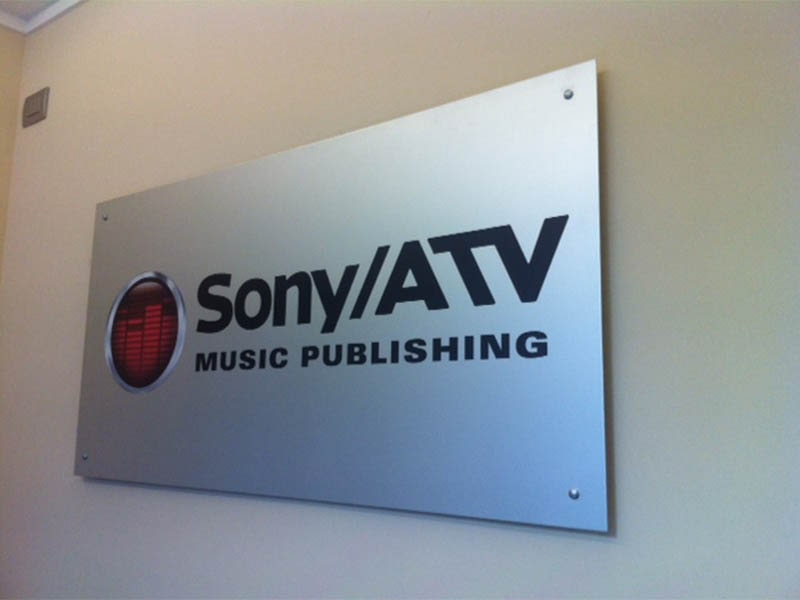Targa Sony/ATV in alluminio - - Milano