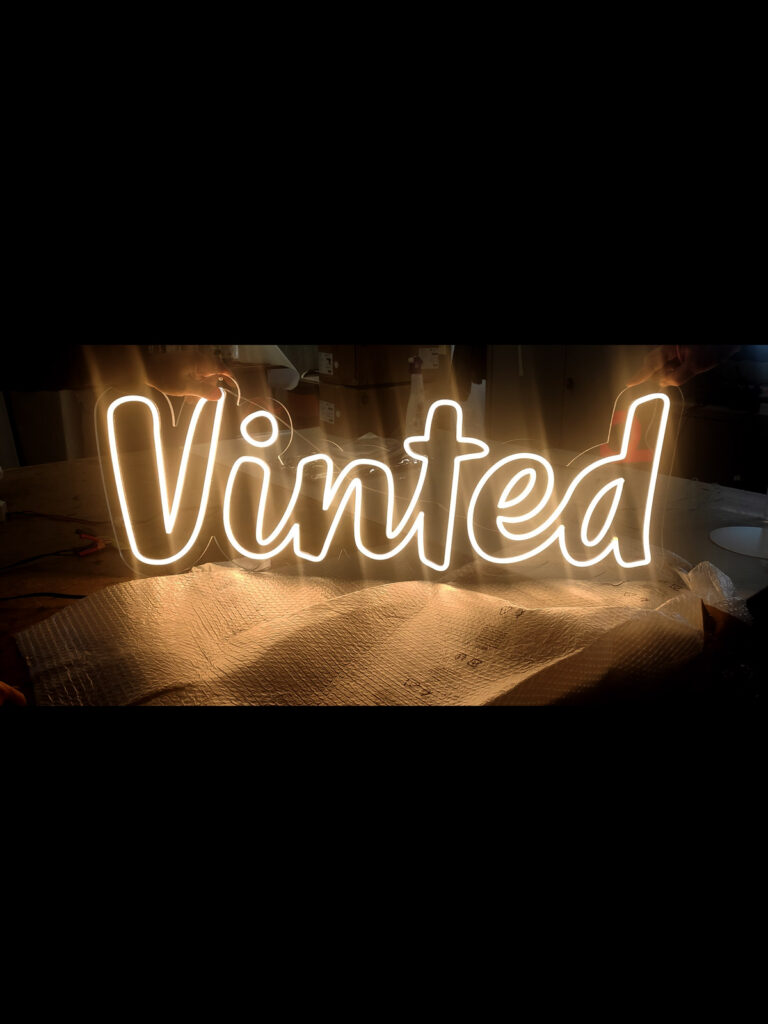 vinted insegna 3d led
